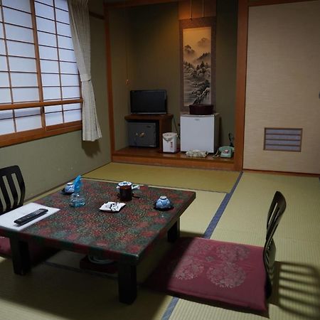 Oyado Eitaro Hotel Takayama  Buitenkant foto