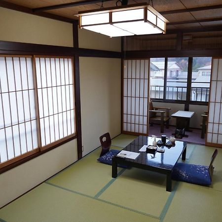 Oyado Eitaro Hotel Takayama  Buitenkant foto
