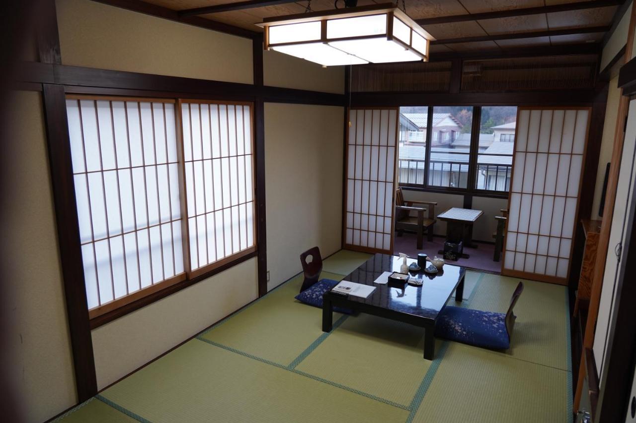 Oyado Eitaro Hotel Takayama  Buitenkant foto